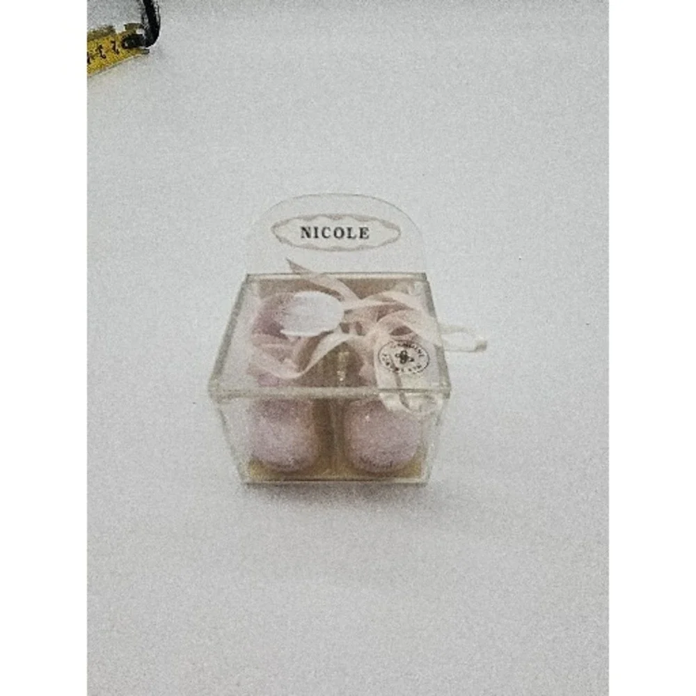 Genuine‎ Porcelain Pair Miniature Pink Baby Shoes Monogram Nicole Russ Berrie